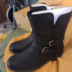 Ugg Simmons boot